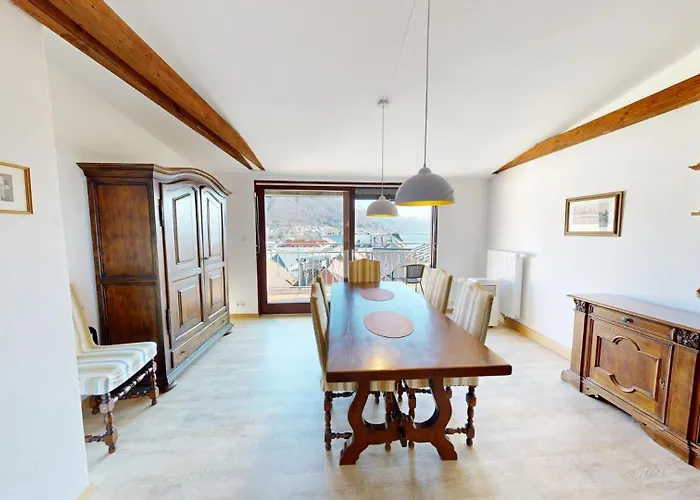 Marktplatz Traunsee View